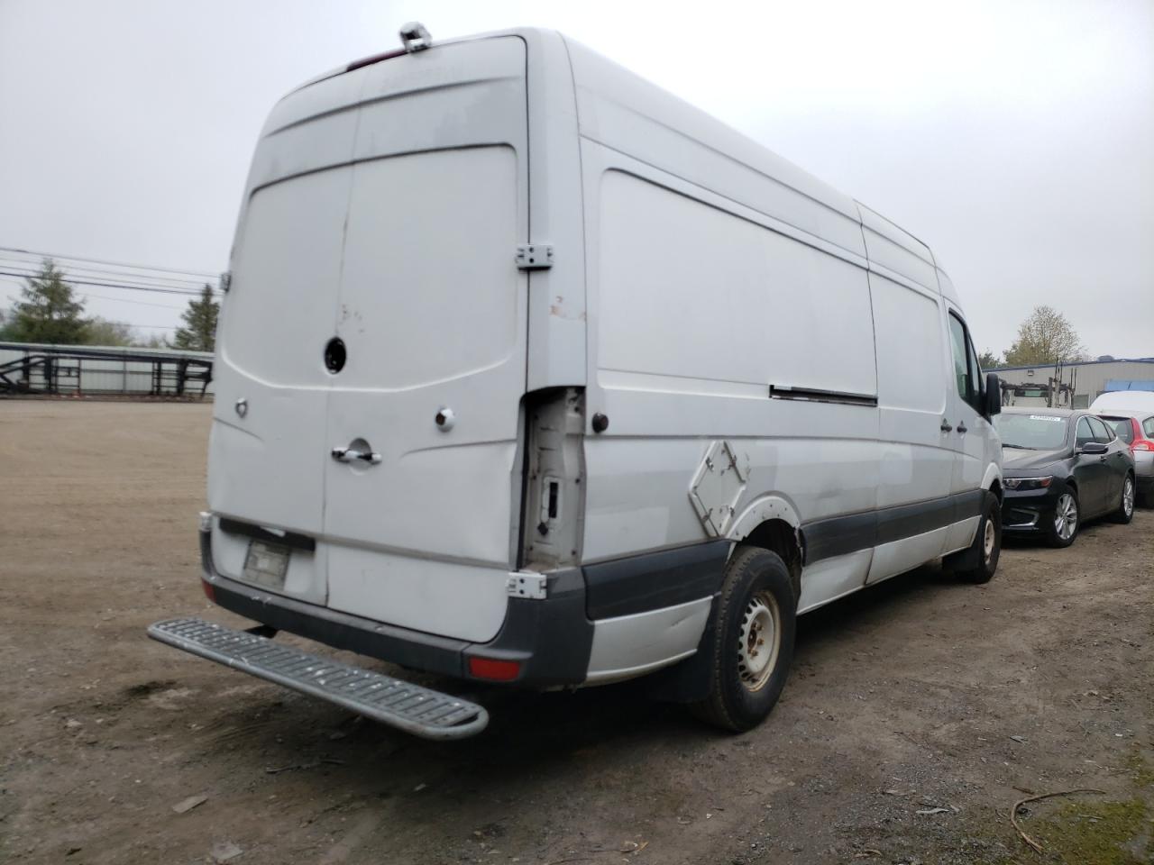 Photo 4 from auction – 2012 MERCEDES-BENZ SPRINTER 2 with VIN WD3PE8CB9C5690442