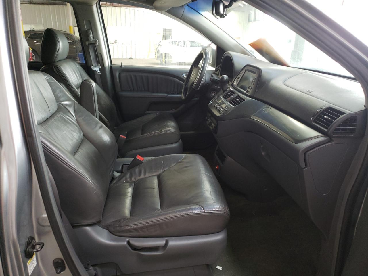 Photo 5 from auction – 2006 HONDA ODYSSEY EX with VIN 5FNRL38776B059851