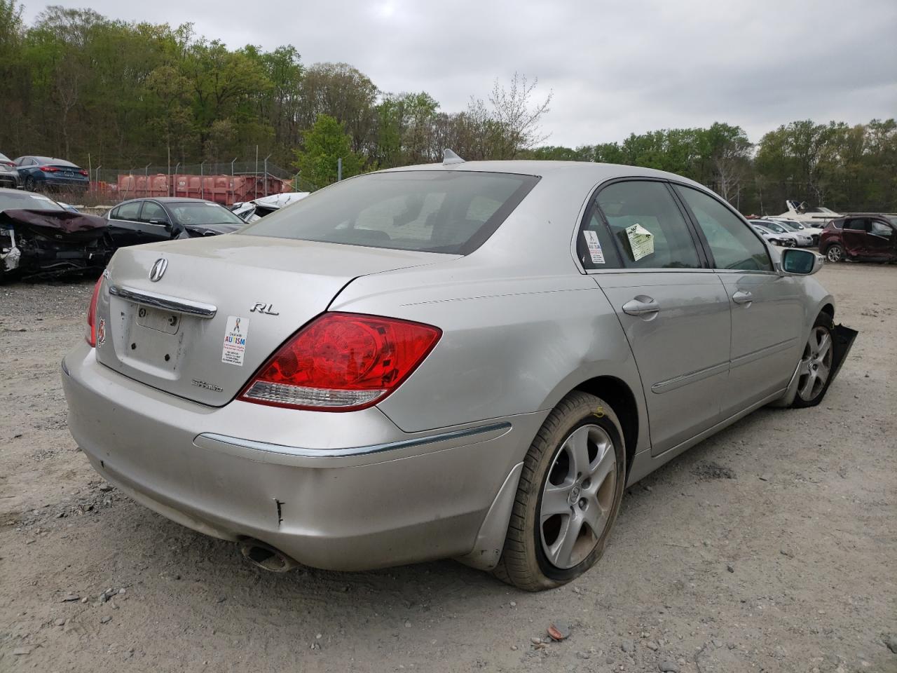 Photo 4 from auction – 2005 ACURA RL with VIN JH4KB16525C016541