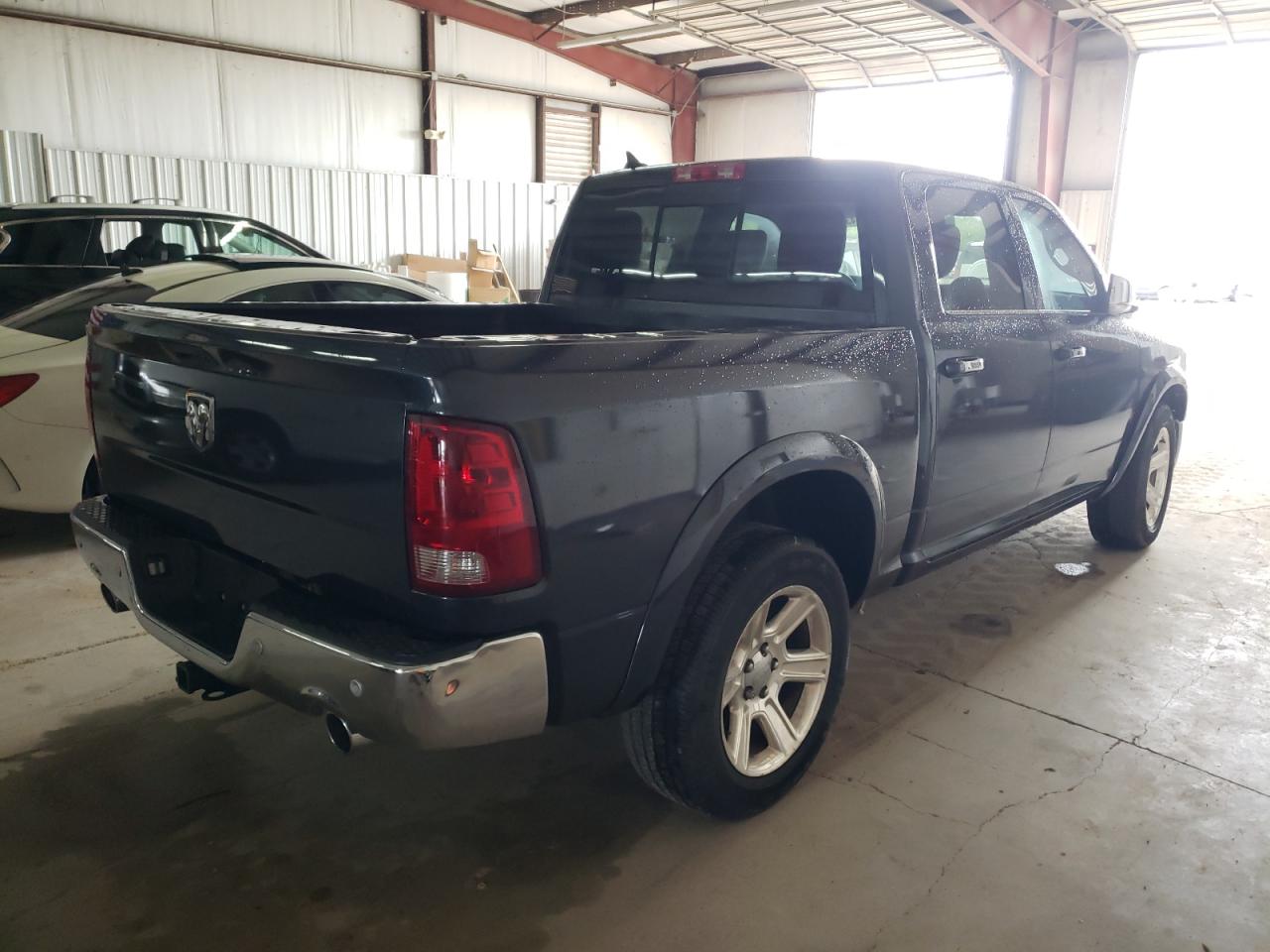 Photo 4 from auction – 2017 RAM 1500 SLT with VIN 1C6RR6LT1HS843587