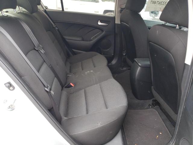 Photo 6 from auction – 2018 KIA FORTE LX with VIN 3KPFK4A75JE238538