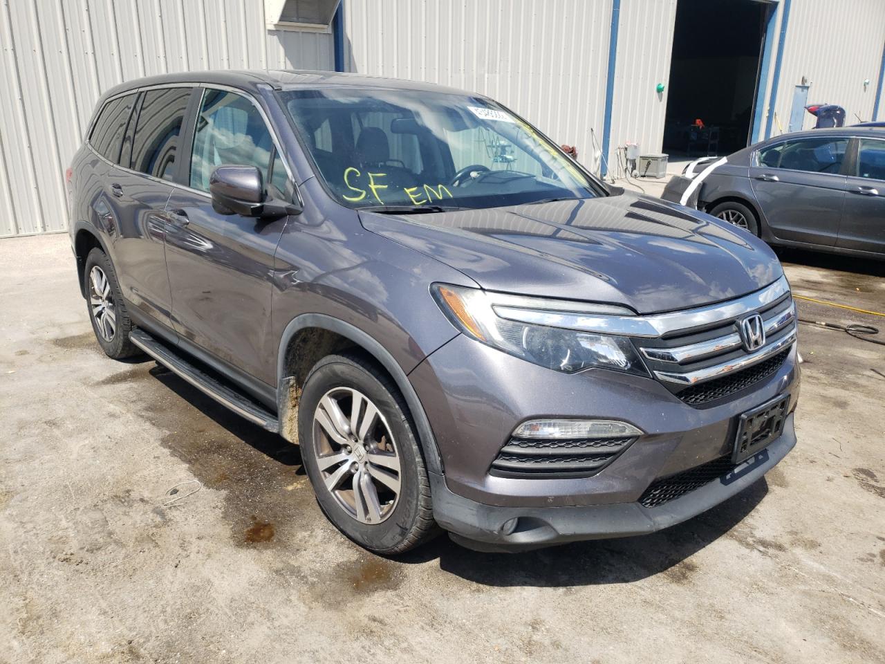 Photo 1 from auction – 2016 HONDA PILOT EXL with VIN 5FNYF5H53GB041877