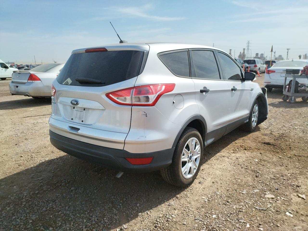 Photo 4 from auction – 2013 FORD ESCAPE with VIN 1FMCU0F70DUD94728