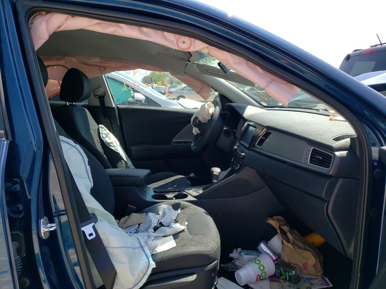 Photo 5 from auction – 2019 KIA NIRO FE with VIN KNDCB3LC7K5306911