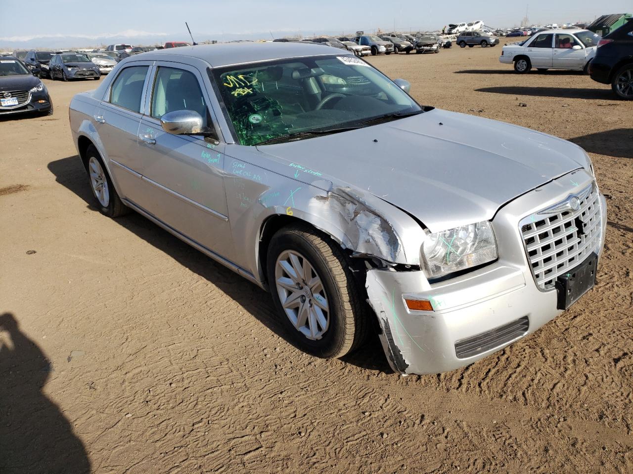CHRYSLER 300 LX 2008 with VIN 2C3KA43R78H128979 - Photo from auction