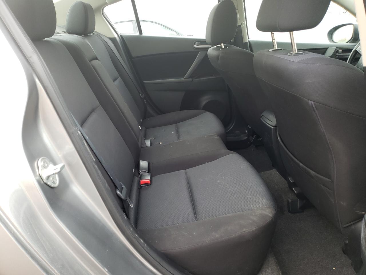 Photo 6 from auction – 2010 MAZDA 3 I with VIN JM1BL1SF6A1335086