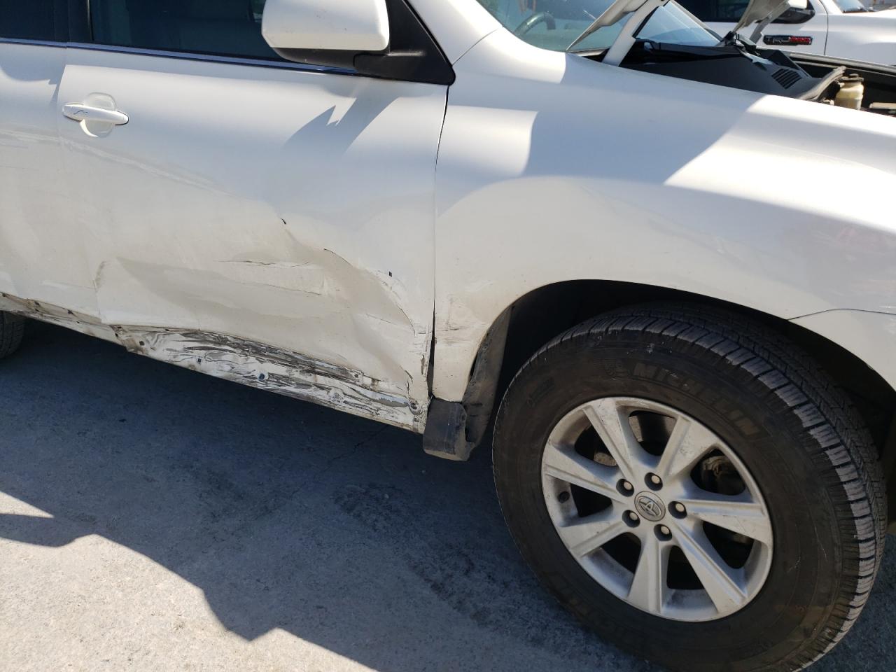 Photo 9 from auction – 2013 TOYOTA HIGHLANDER with VIN 5TDZK3EH0DS104833