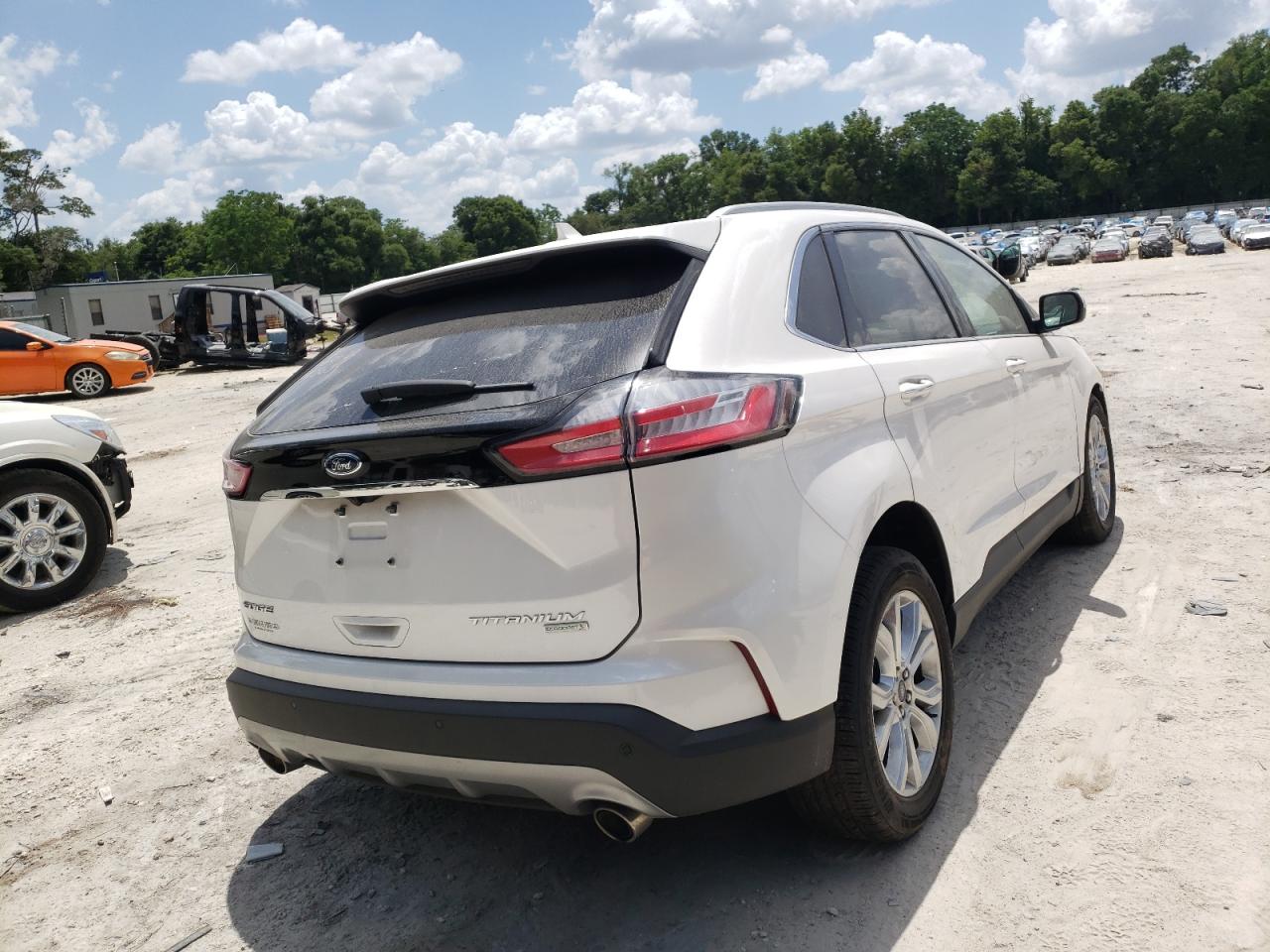 Photo 4 from auction – 2019 FORD EDGE TITAN with VIN 2FMPK3K90KBB85654