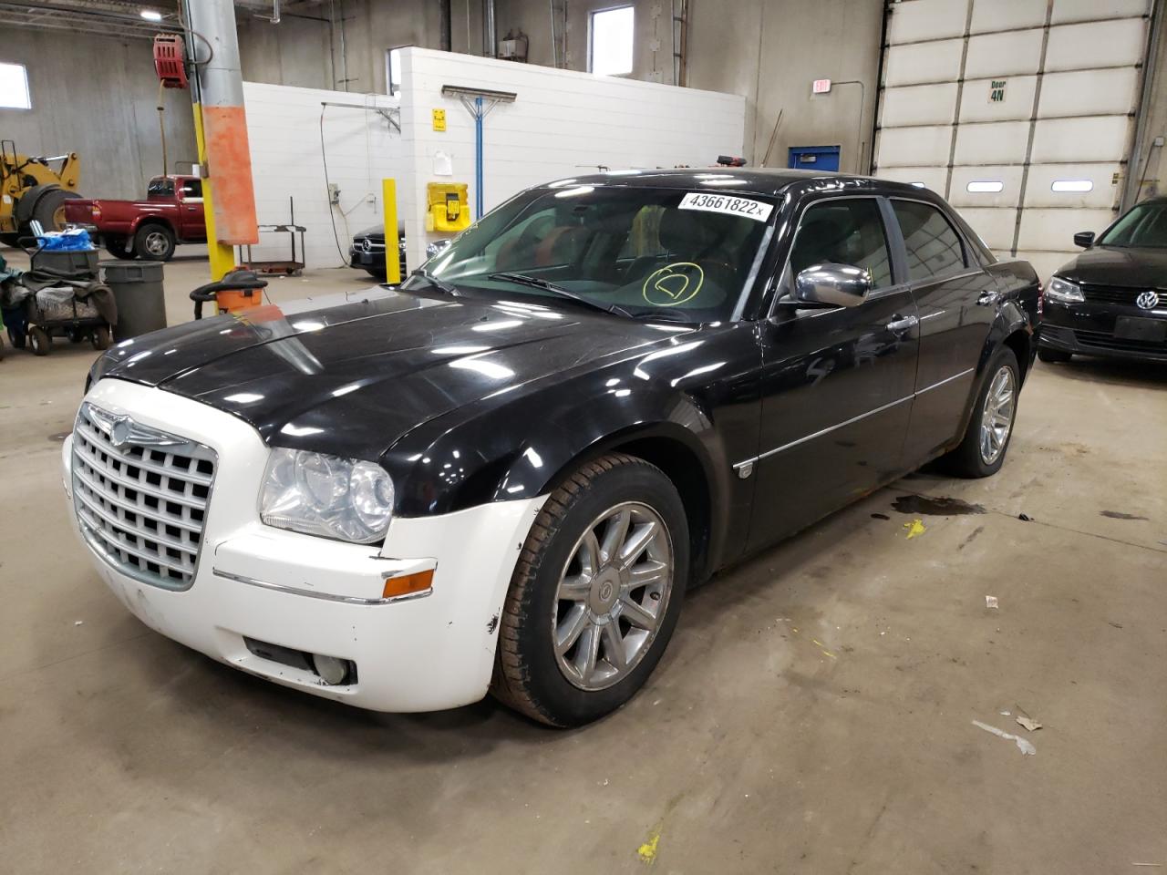 Photo 2 from auction – 2006 CHRYSLER 300C with VIN 2C3LA63H46H114283