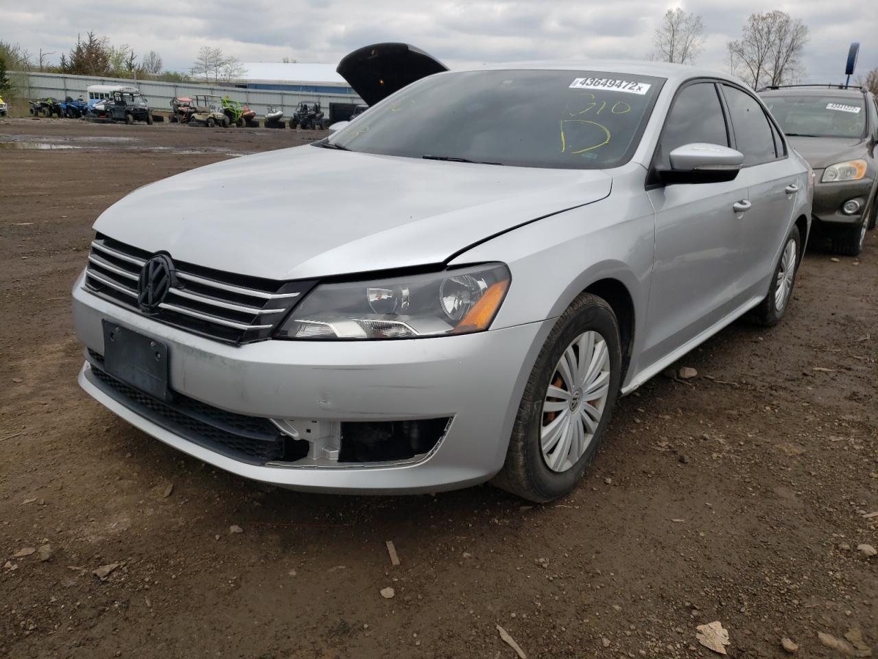 Photo 2 from auction – 2014 VOLKSWAGEN PASSAT S with VIN 1VWAT7A35EC053597