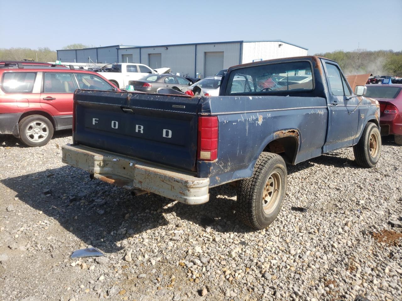 Photo 4 from auction – 1986 FORD F250 with VIN 1FTEF25N2GPB01899