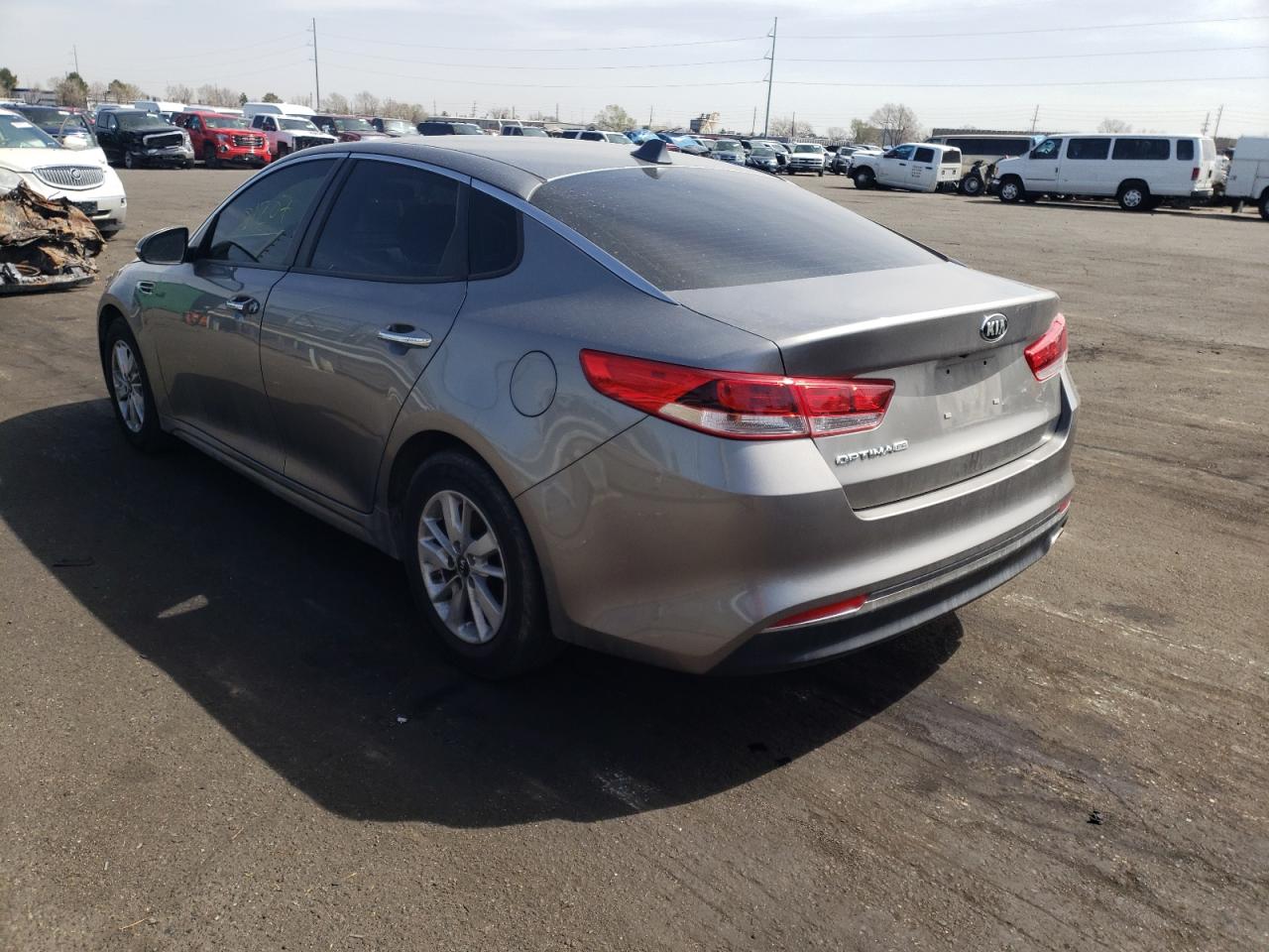 Photo 3 from auction – 2016 KIA OPTIMA LX with VIN 5XXGT4L31GG115945