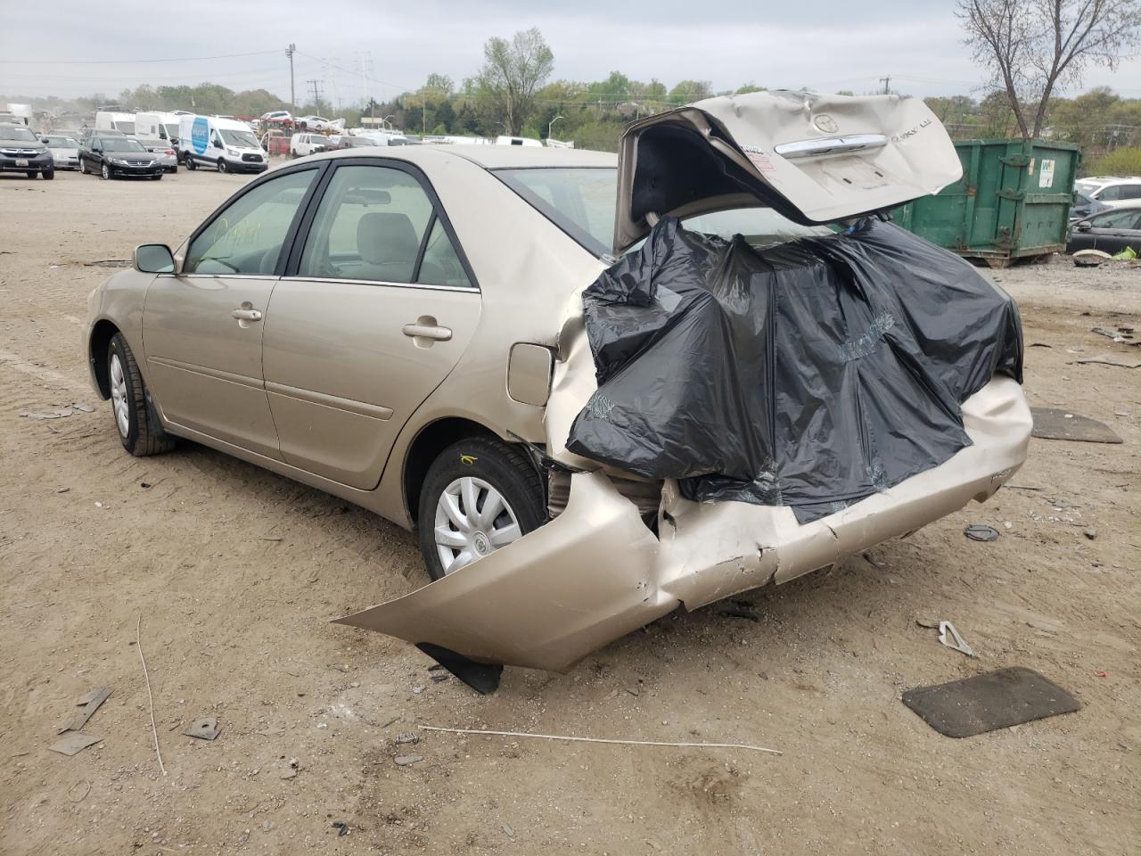 Photo 3 from auction – 2005 TOYOTA CAMRY LE with VIN 4T1BE32K65U574172