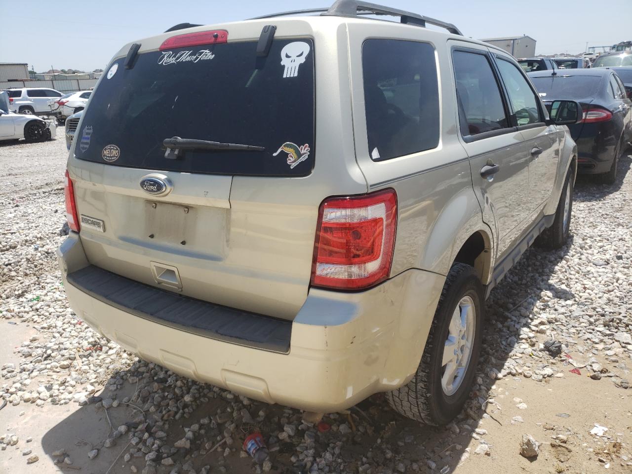 Photo 4 from auction – 2010 FORD ESCAPE XLS with VIN 1FMCU0C78AKB18728