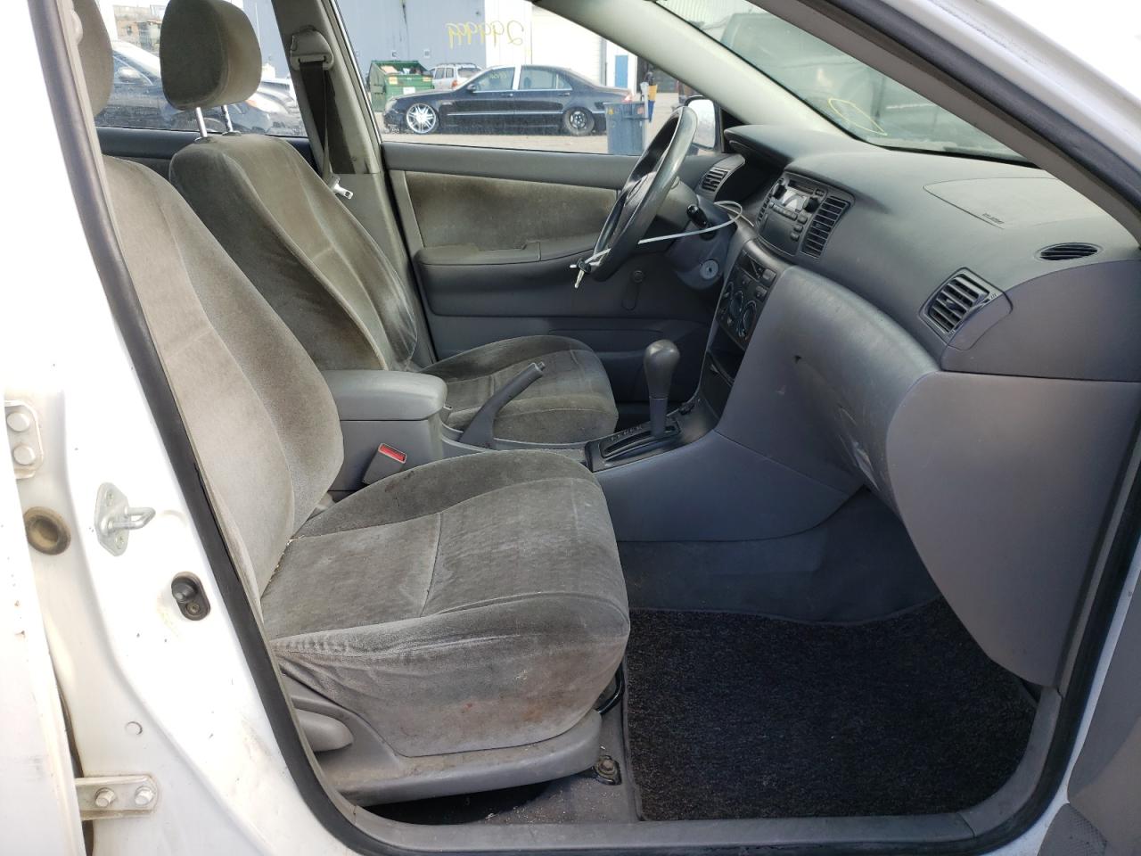 Photo 5 from auction – 2003 TOYOTA COROLLA CE with VIN JTDBR32E330002659