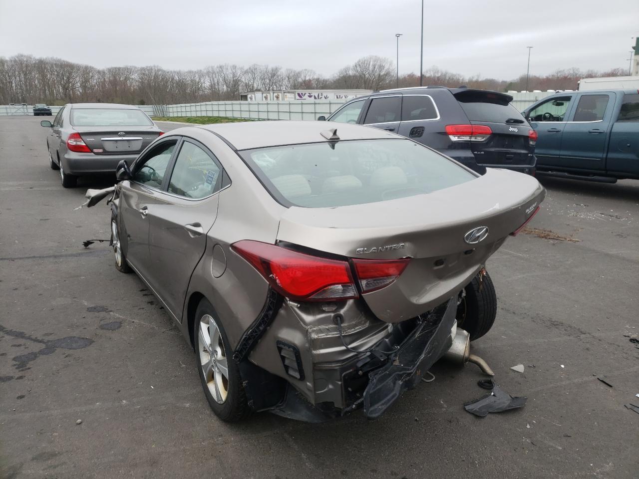 Photo 3 from auction – 2016 HYUNDAI ELANTRA SE with VIN 5NPDH4AE5GH791067