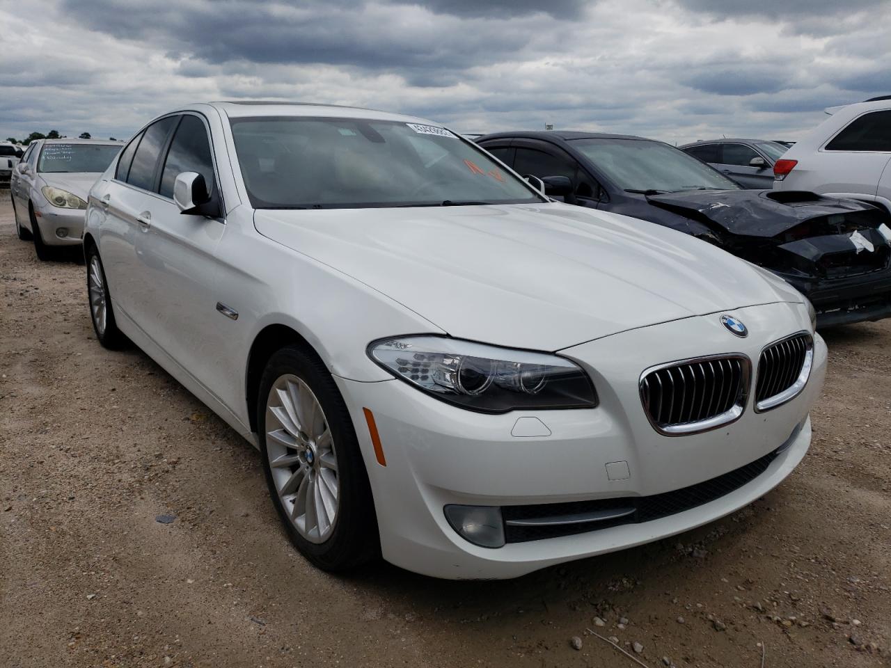 BMW 535 I 2011 with VIN WBAFR7C59BC800844 - Photo from auction