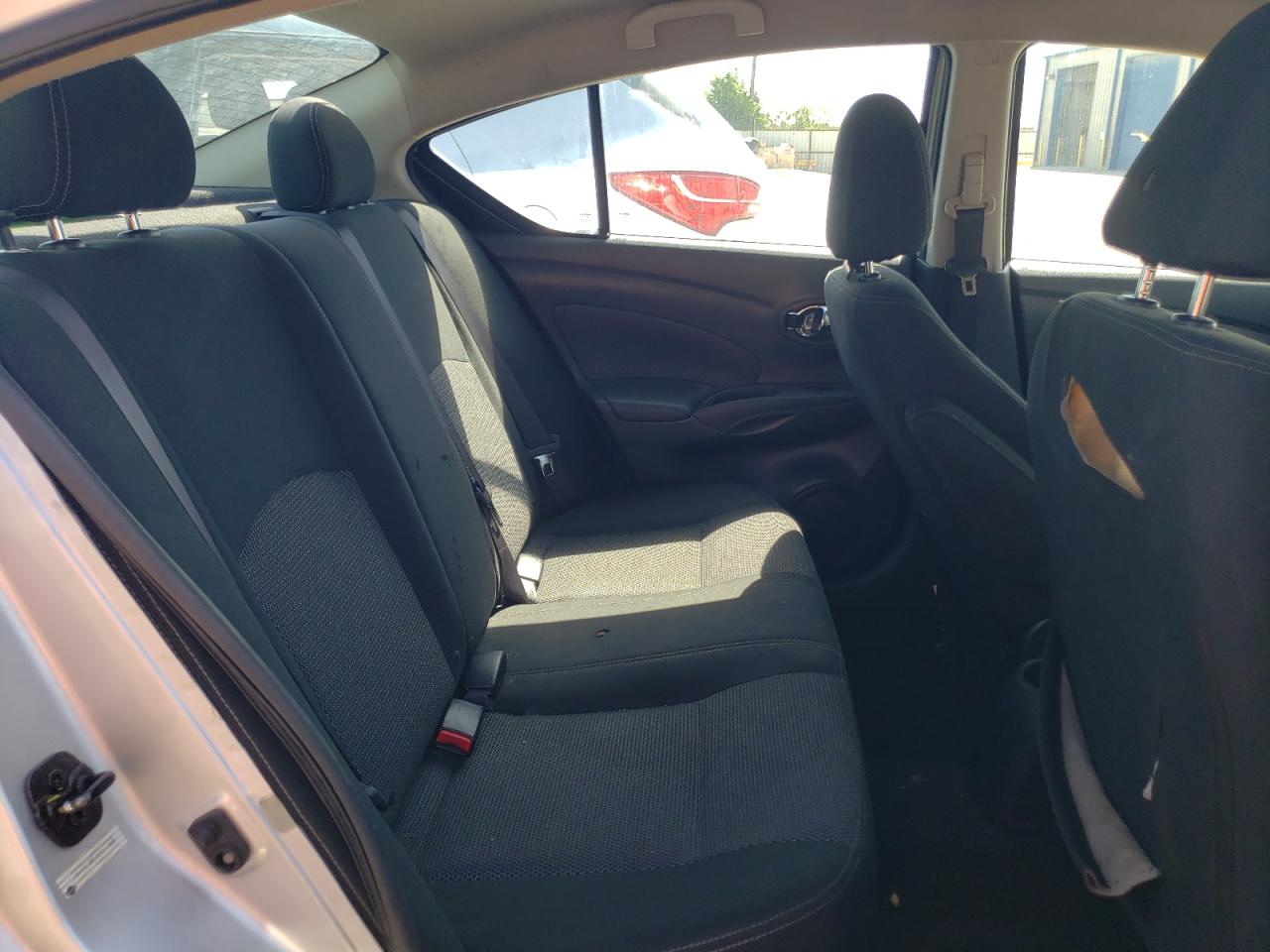 Photo 6 from auction – 2017 NISSAN VERSA S with VIN 3N1CN7AP2HK470508
