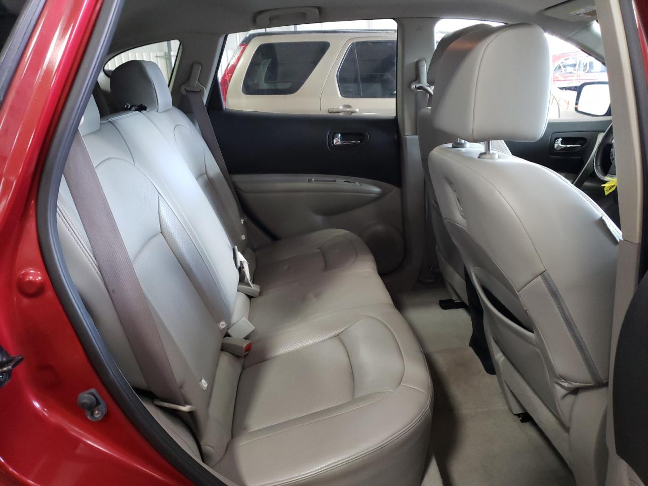Photo 6 from auction – 2012 NISSAN ROGUE S with VIN JN8AS5MV1CW414847