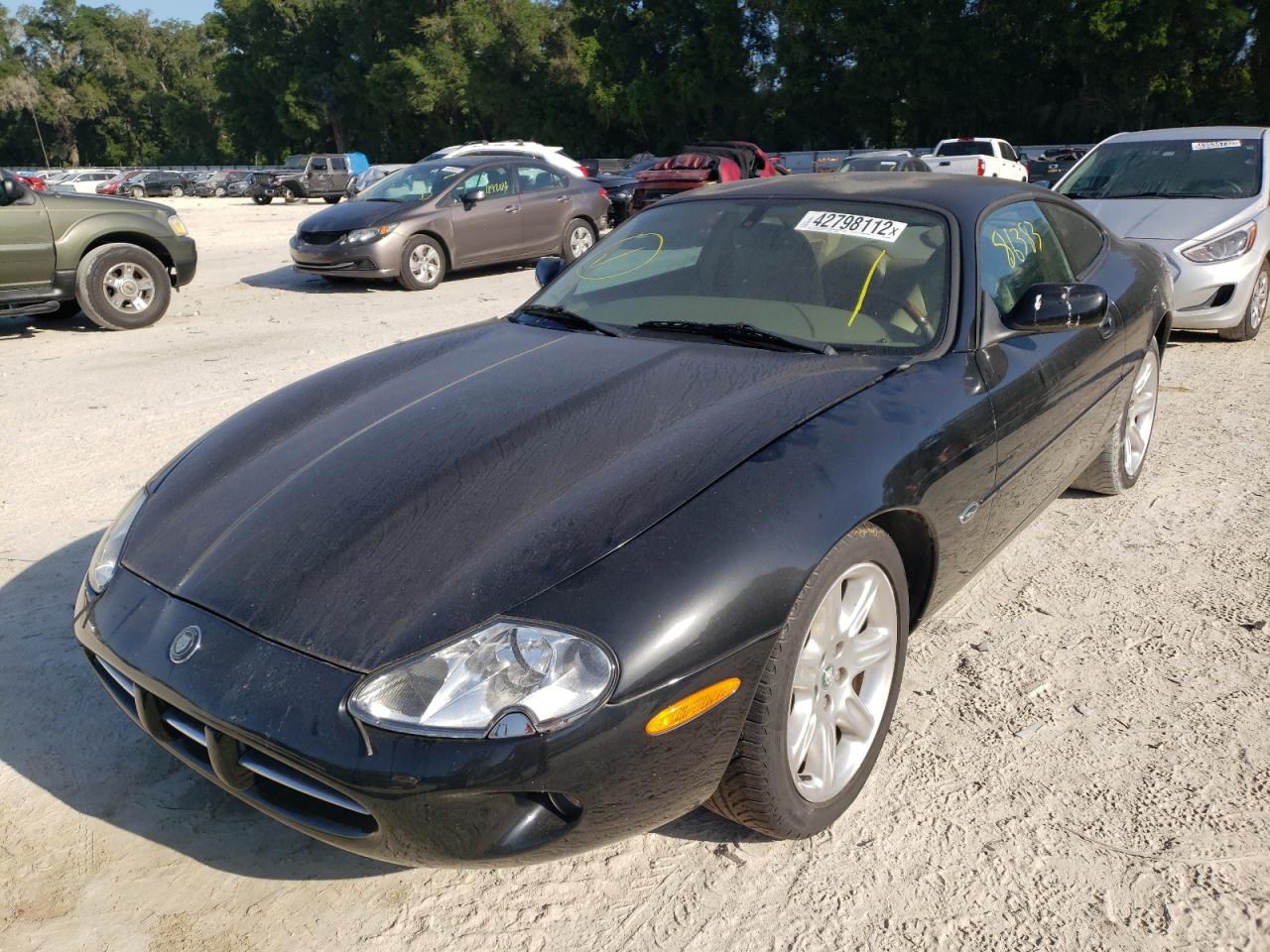 Photo 2 from auction – 2000 JAGUAR XK8 with VIN SAJJA41C2YNA05687
