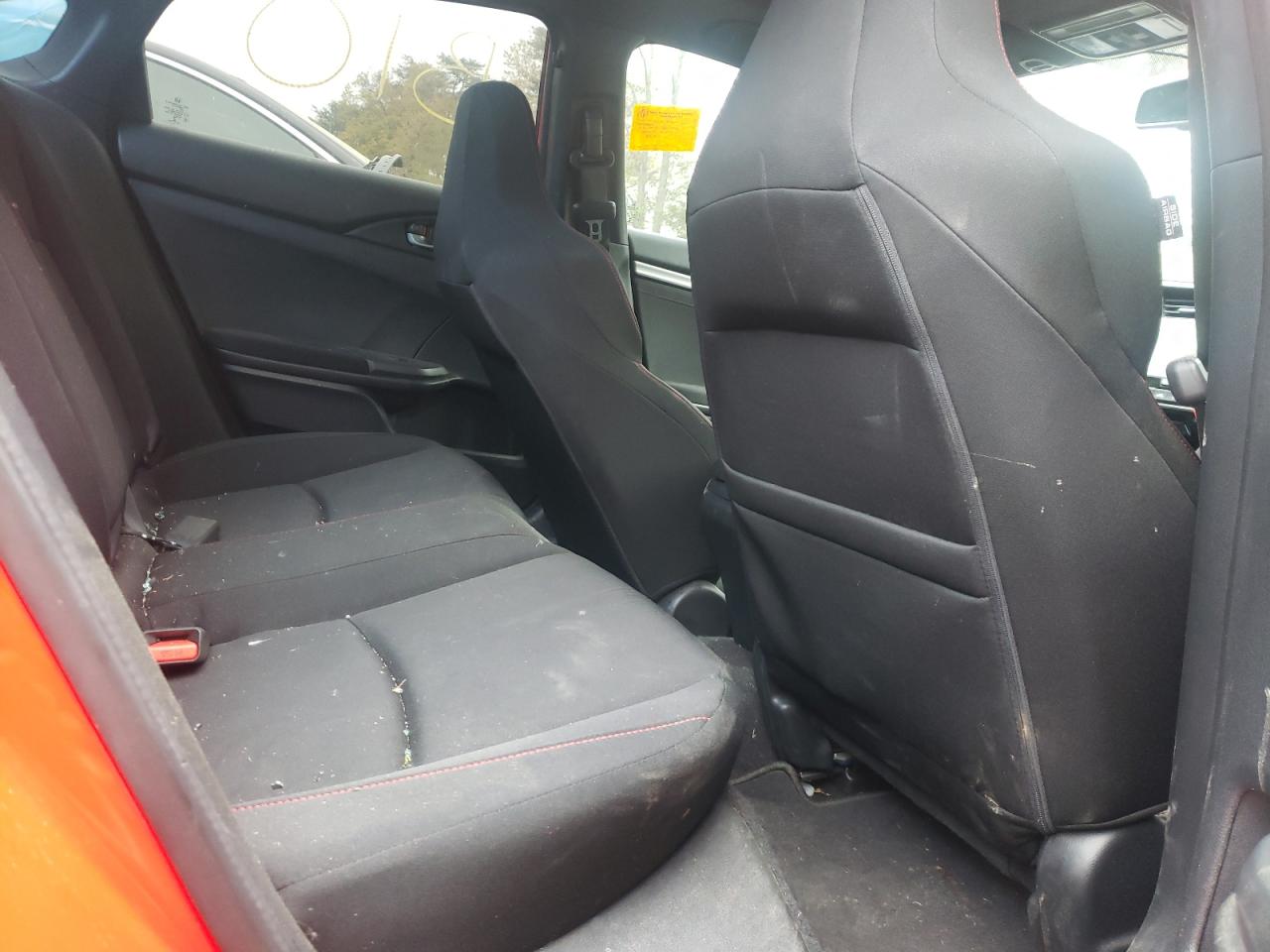Photo 6 from auction – 2017 HONDA CIVIC SI with VIN 2HGFC1E55HH705378