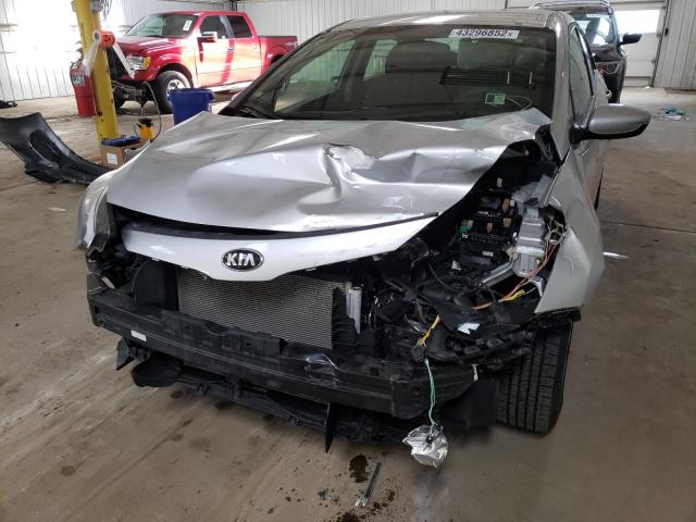 Photo 9 from auction – 2016 KIA FORTE LX with VIN KNAFK4A67G5567475