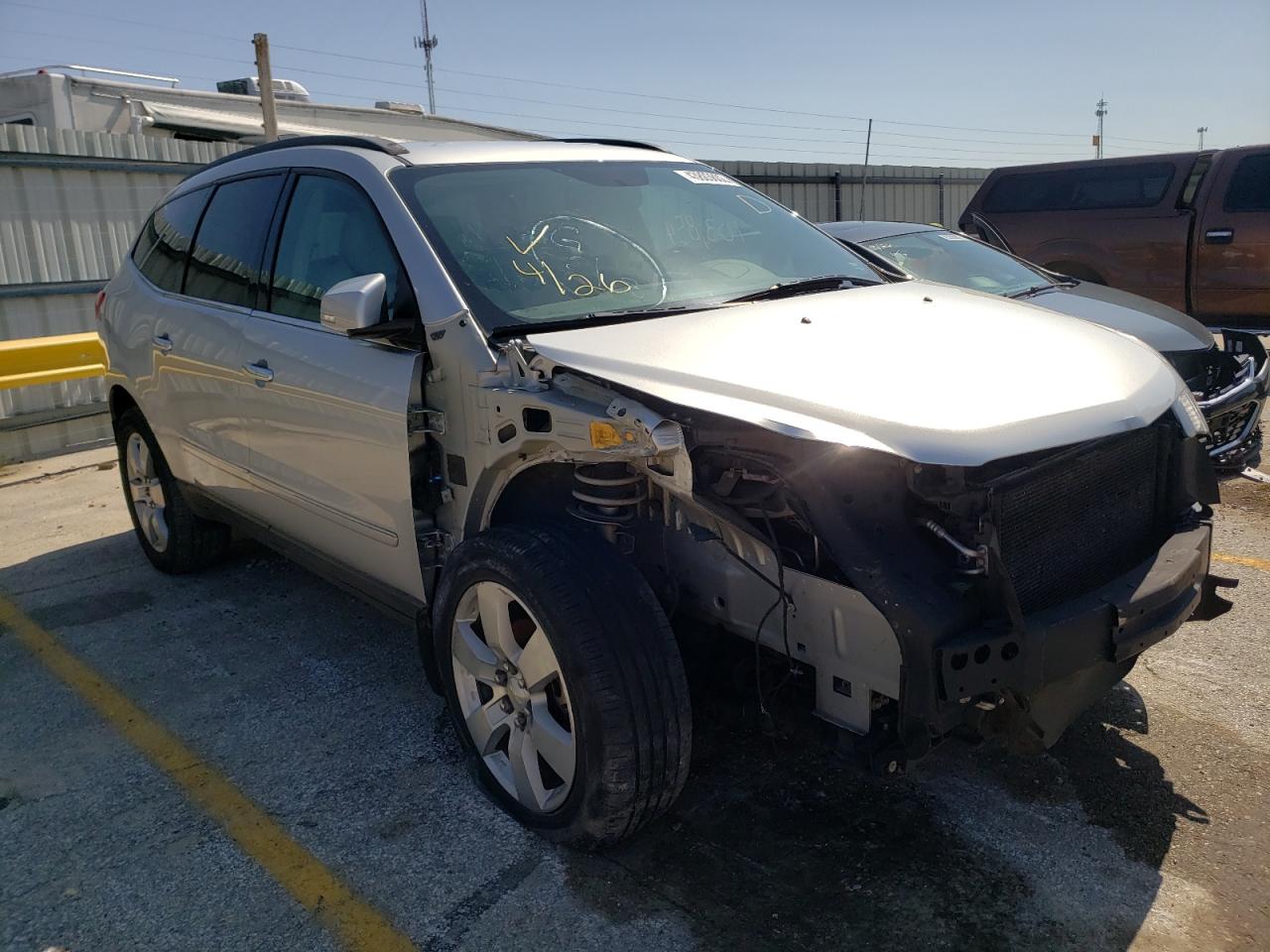 Photo 1 from auction – 2011 CHEVROLET TRAVERSE L with VIN 1GNKVLEDXBJ398278