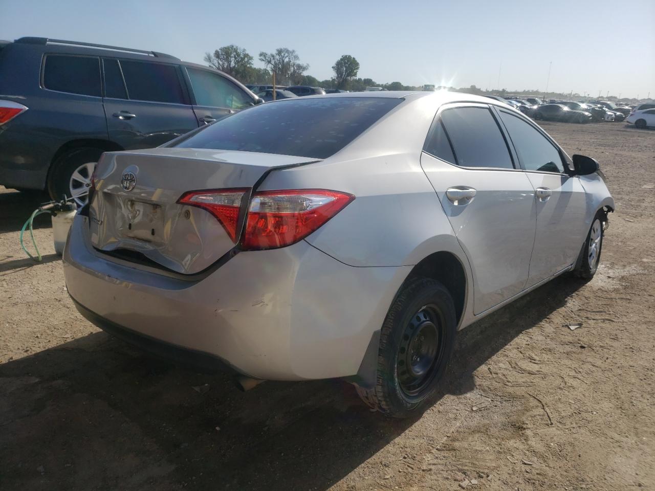 Photo 4 from auction – 2014 TOYOTA COROLLA L with VIN 2T1BURHE5EC187055