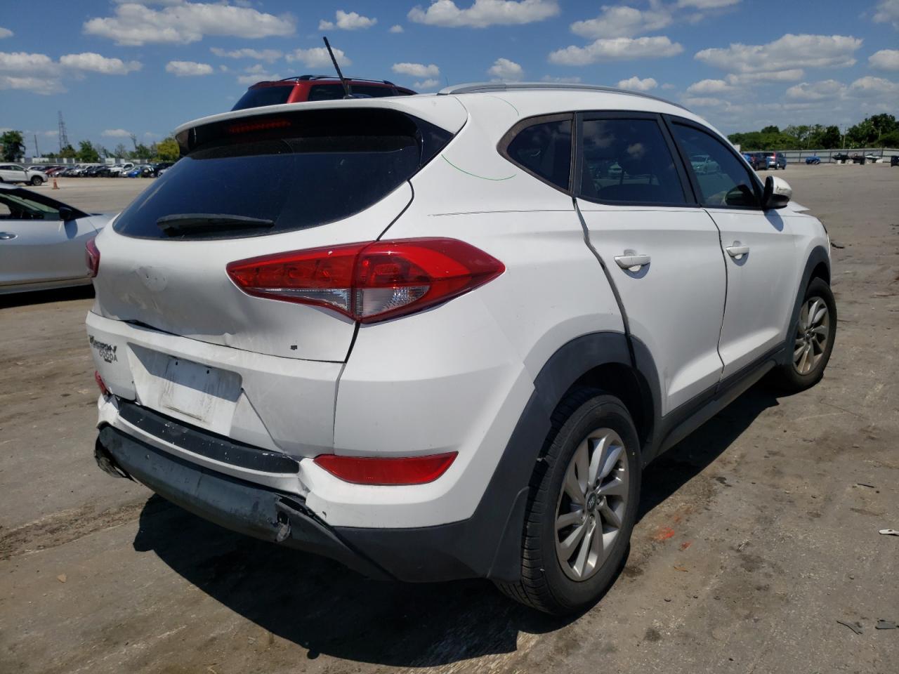 Photo 4 from auction – 2016 HYUNDAI TUCSON LIM with VIN KM8J33A46GU144780