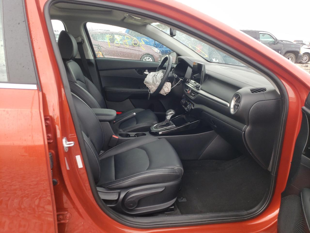 Photo 5 from auction – 2019 KIA FORTE EX with VIN 3KPF54AD0KE070077