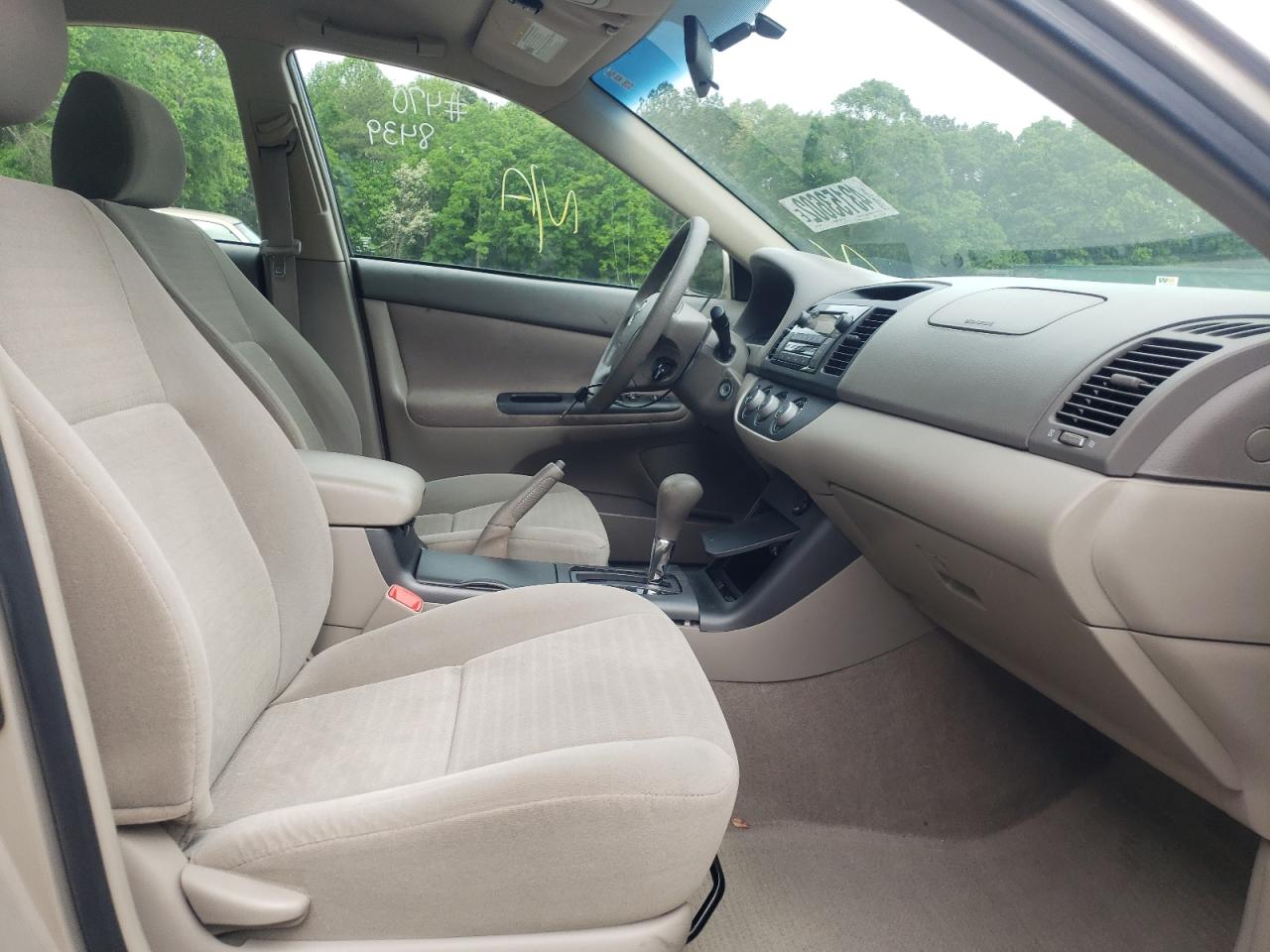 Photo 5 from auction – 2005 TOYOTA CAMRY LE with VIN 4T1BE32K35U428439