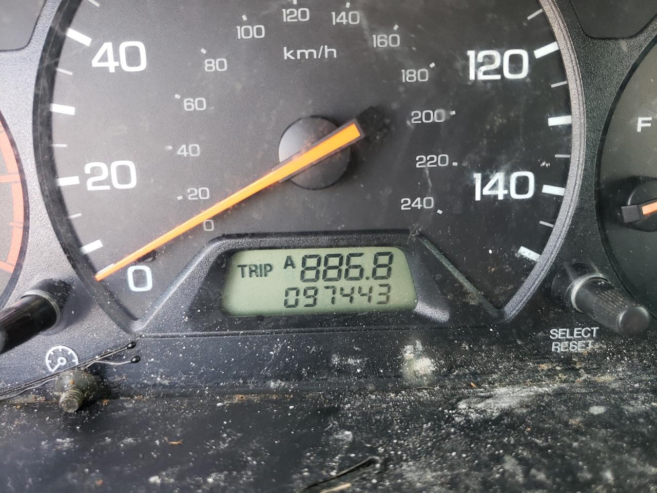 Photo 8 from auction – 2000 HONDA ACCORD with VIN 1HGCG667XYA120170
