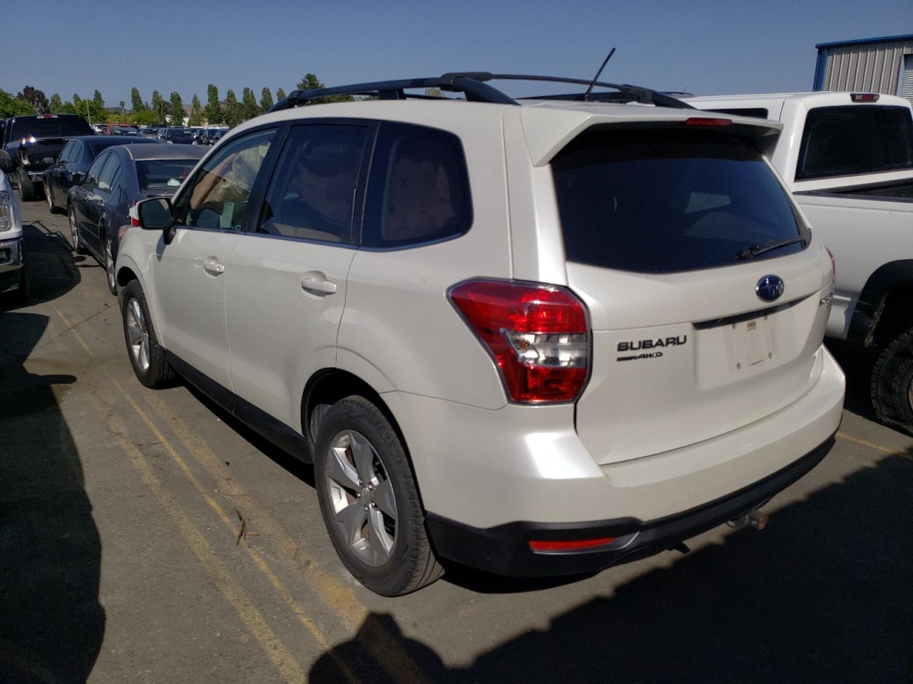 Photo 3 from auction – 2015 SUBARU FORESTER 2 with VIN JF2SJAHC4FH488861