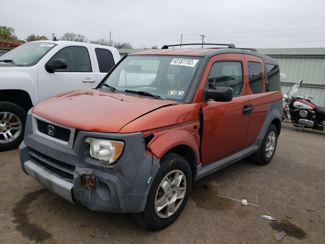 Photo 2 from auction – 2005 HONDA ELEMENT LX with VIN 5J6YH27325L031080