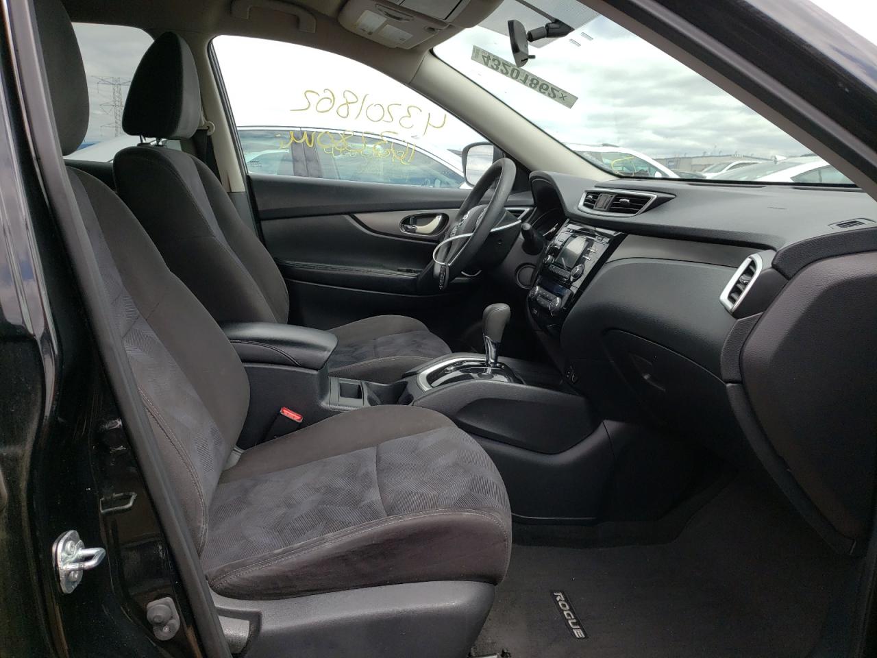 Photo 5 from auction – 2016 NISSAN ROGUE S with VIN KNMAT2MT1GP594885