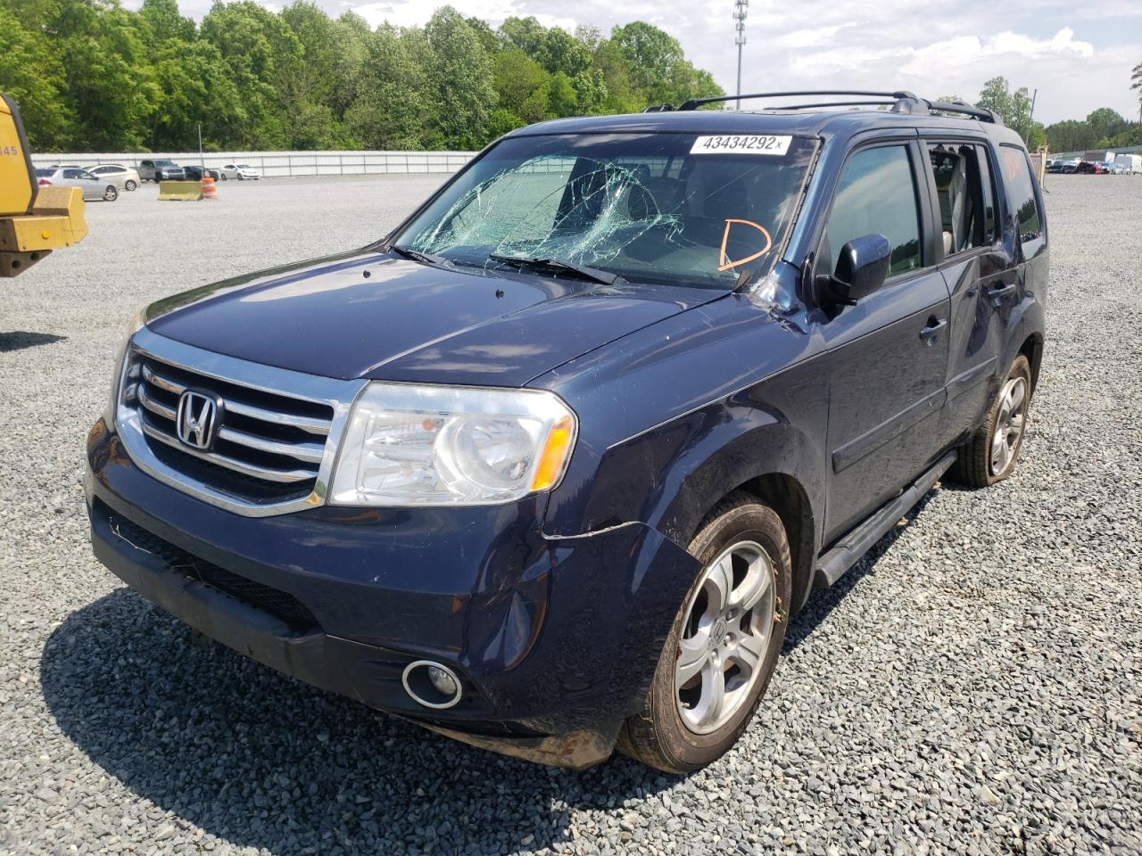 Photo 2 from auction – 2012 HONDA PILOT EXL with VIN 5FNYF4H54CB032982