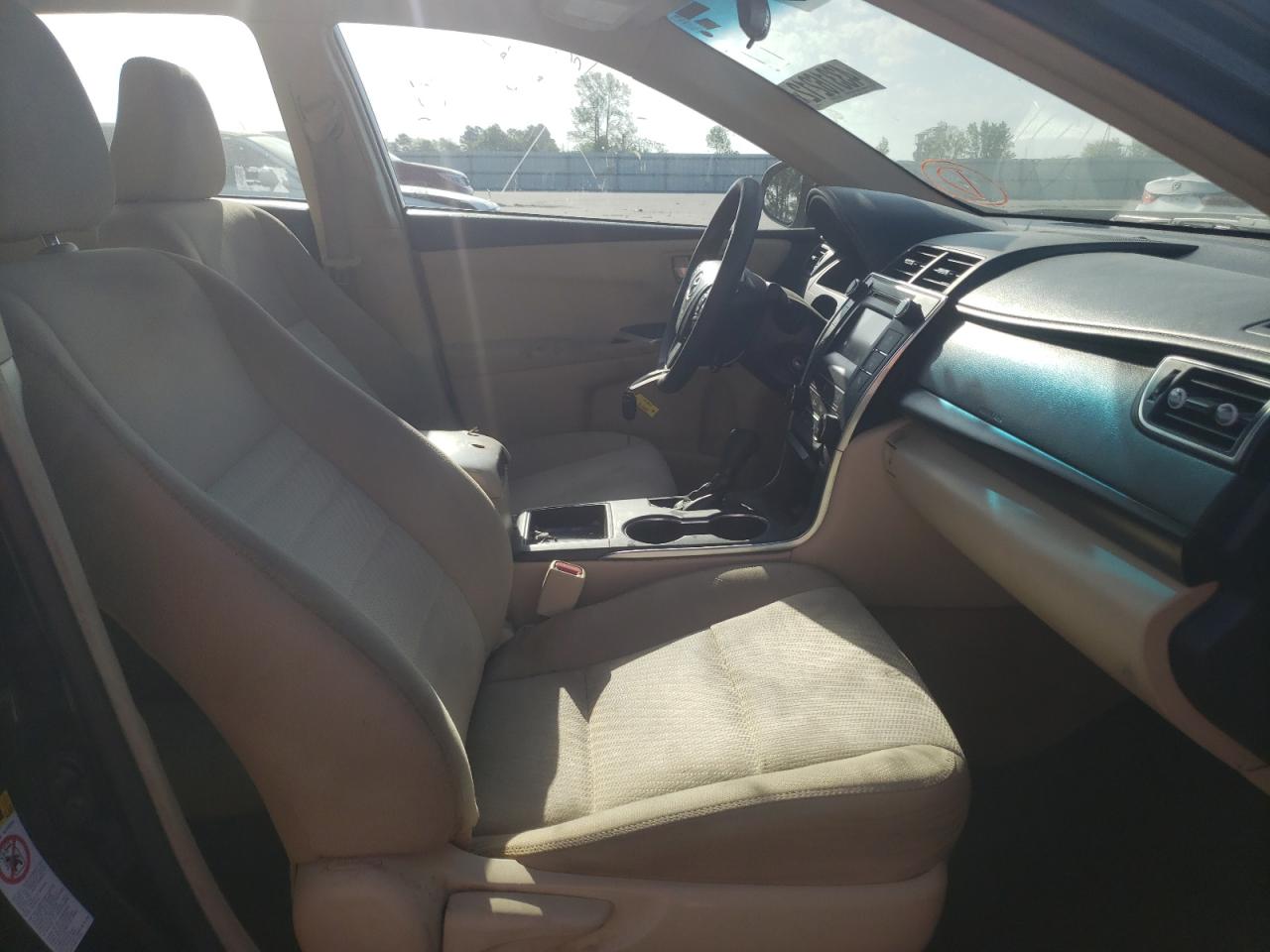 Photo 5 from auction – 2016 TOYOTA CAMRY LE with VIN 4T1BF1FK6GU144303
