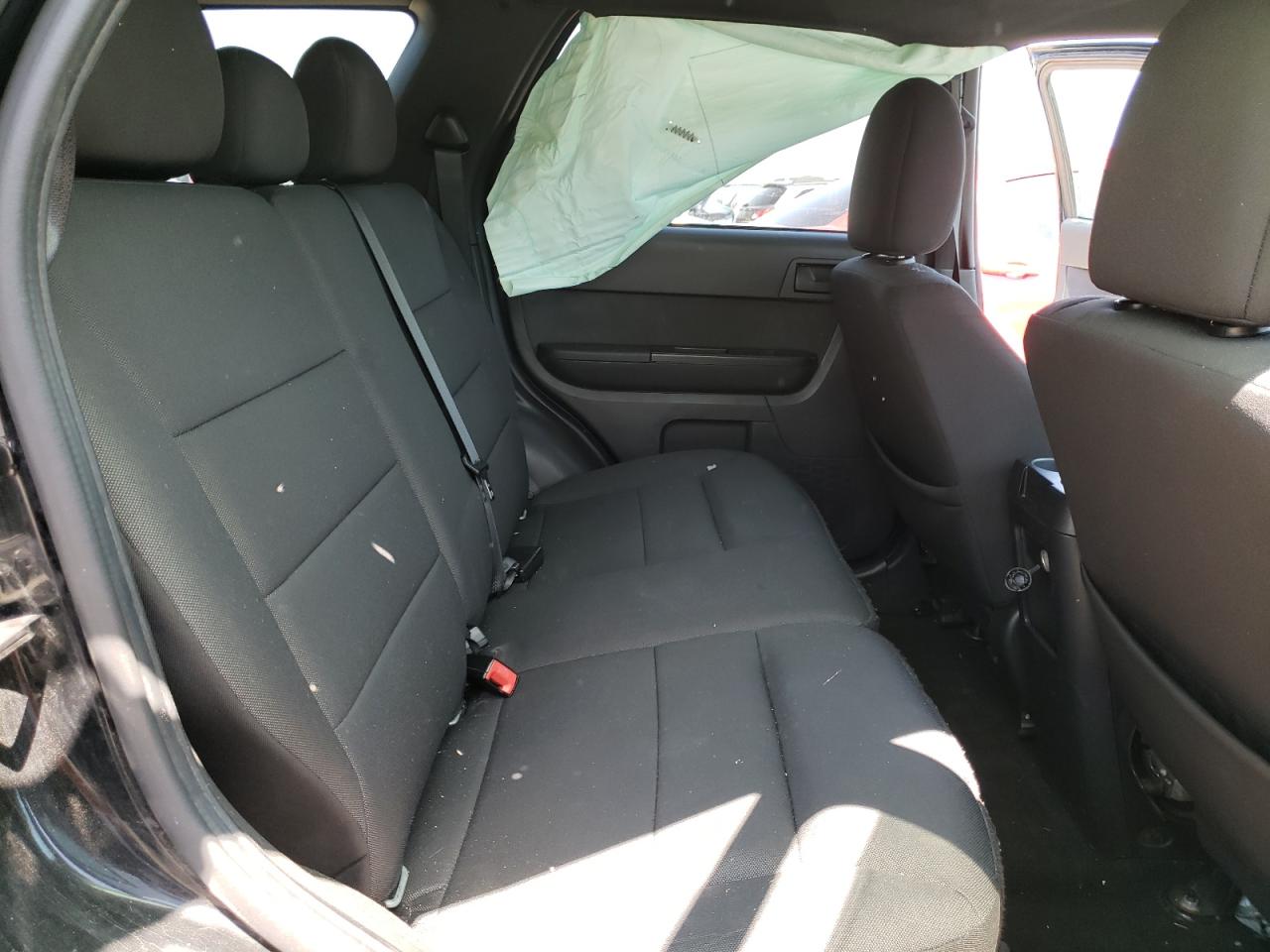 Photo 6 from auction – 2010 FORD ESCAPE XLT with VIN 1FMCU0D77AKC45727