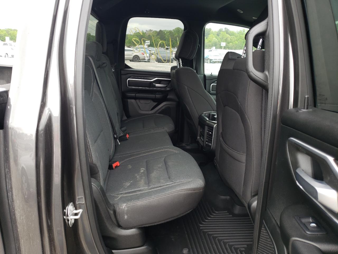 Photo 6 from auction – 2019 RAM 1500 BIG H with VIN 1C6RREBT7KN568549