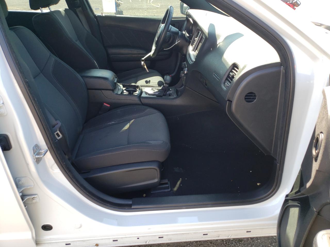 Photo 5 from auction – 2019 DODGE CHARGER SX with VIN 2C3CDXBG5KH553573