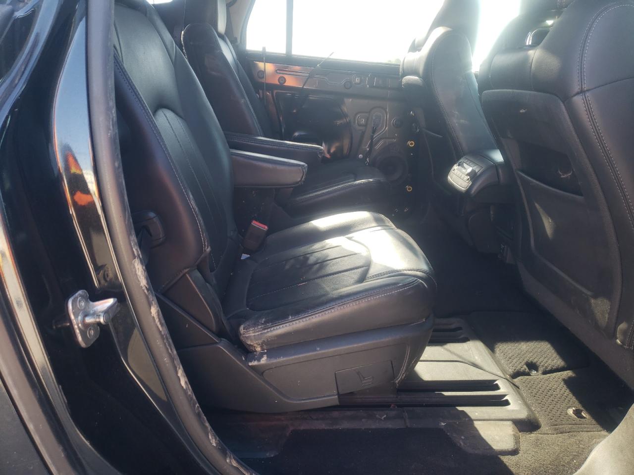 Photo 6 from auction – 2014 BUICK ENCLAVE with VIN 5GAKVCKD8EJ294343
