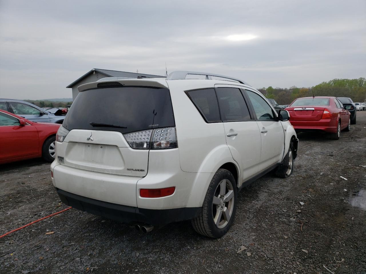 Photo 4 from auction – 2007 MITSUBISHI OUTLANDER with VIN JA4MT41X07U006177