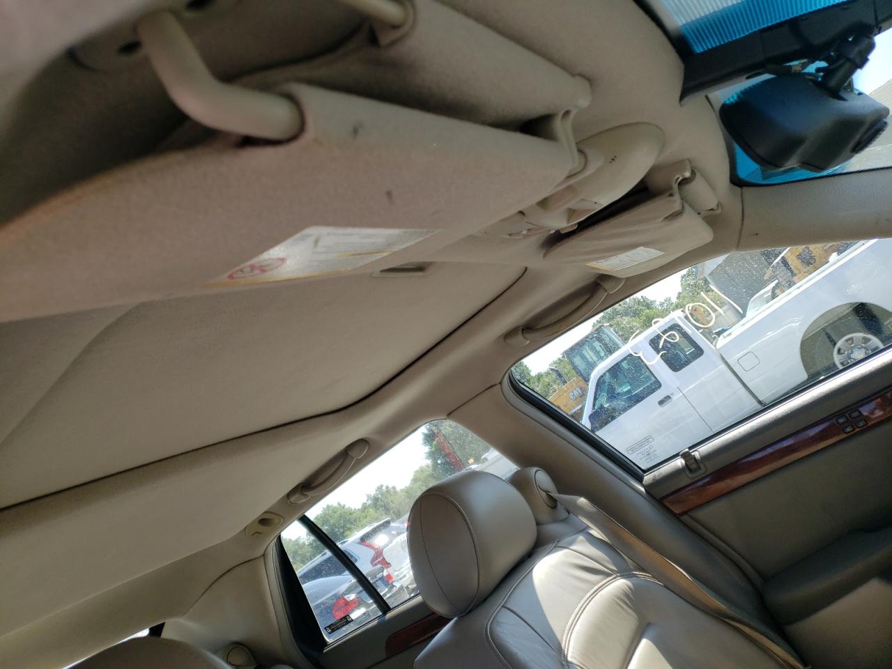 Photo 9 from auction – 2003 CADILLAC DEVILLE with VIN 1G6KD54Y63U147062
