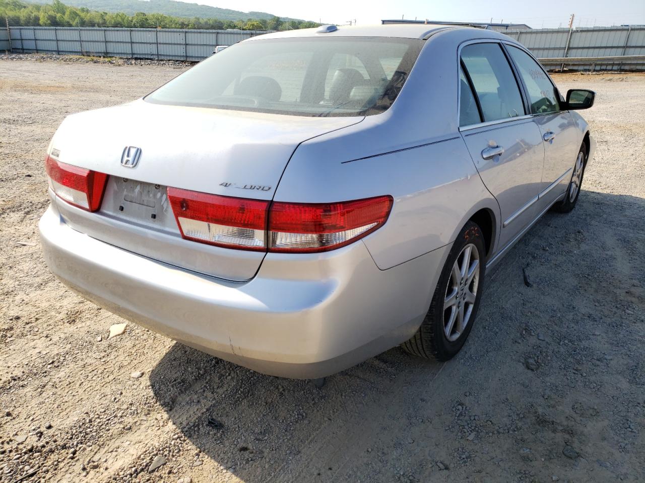 Photo 4 from auction – 2004 HONDA ACCORD EX with VIN 1HGCM66504A063561
