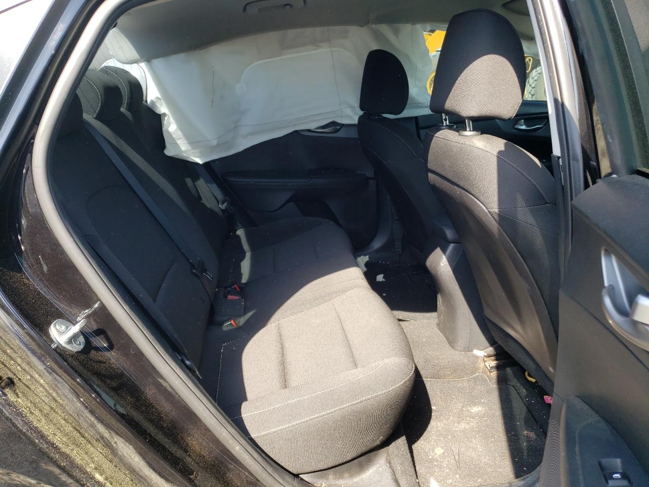 Photo 6 from auction – 2021 KIA FORTE FE with VIN 3KPF24AD7ME276010