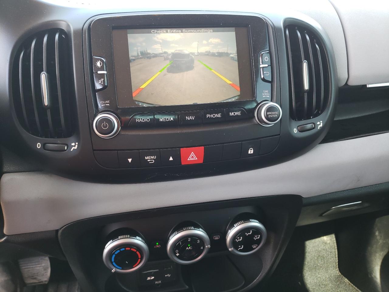 Photo 9 from auction – 2014 FIAT 500L EASY with VIN ZFBCFABH6EZ026211