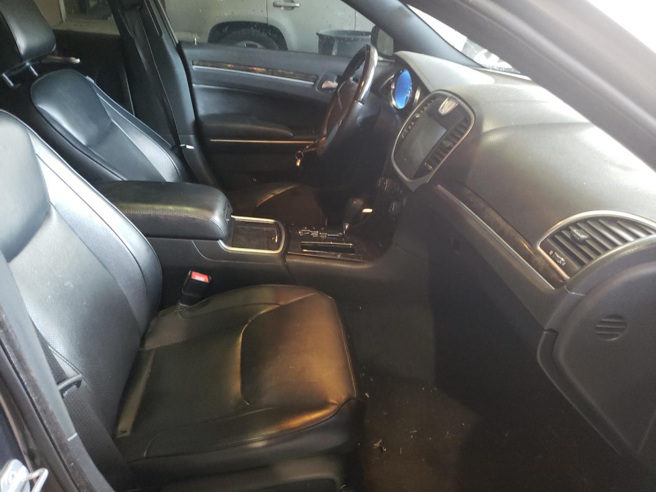 Photo 5 from auction – 2013 CHRYSLER 300C with VIN 2C3CCAET6DH644606