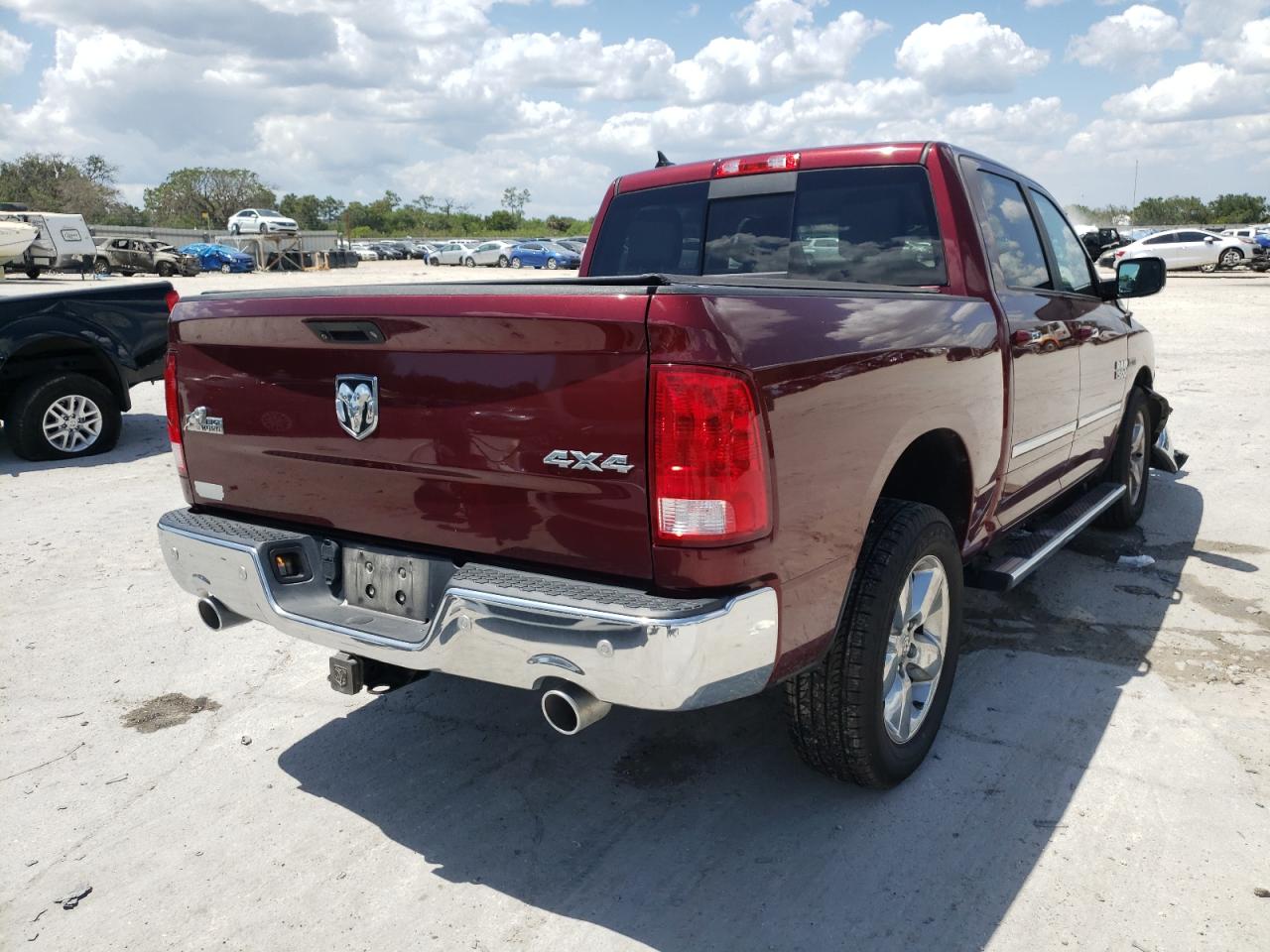Photo 4 from auction – 2016 RAM 1500 SLT with VIN 1C6RR7LM5GS206084