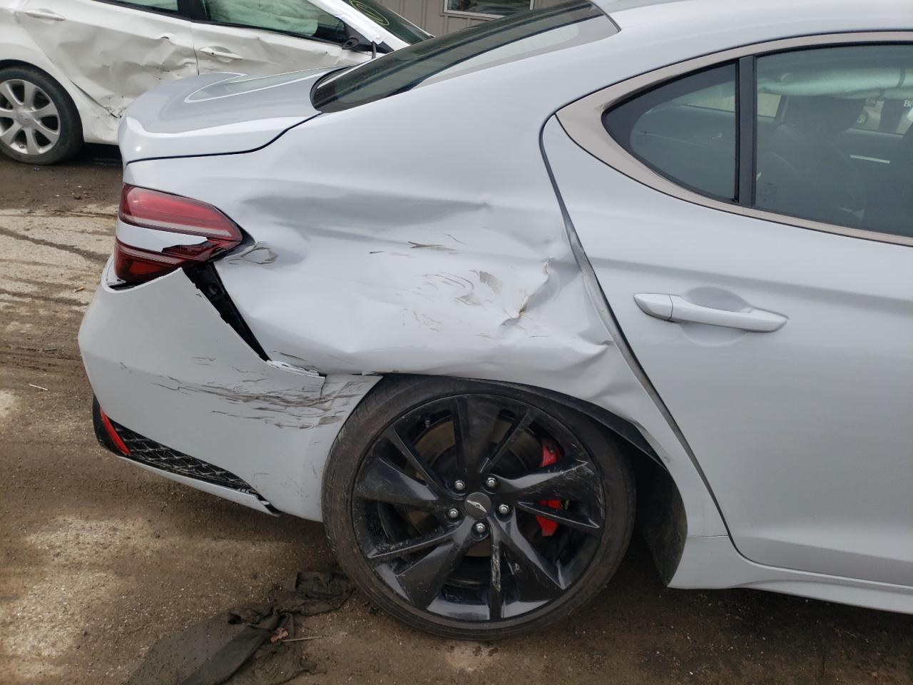 Photo 9 from auction – 2022 GENESIS G70 BASE with VIN KMTG54TE1NU096706