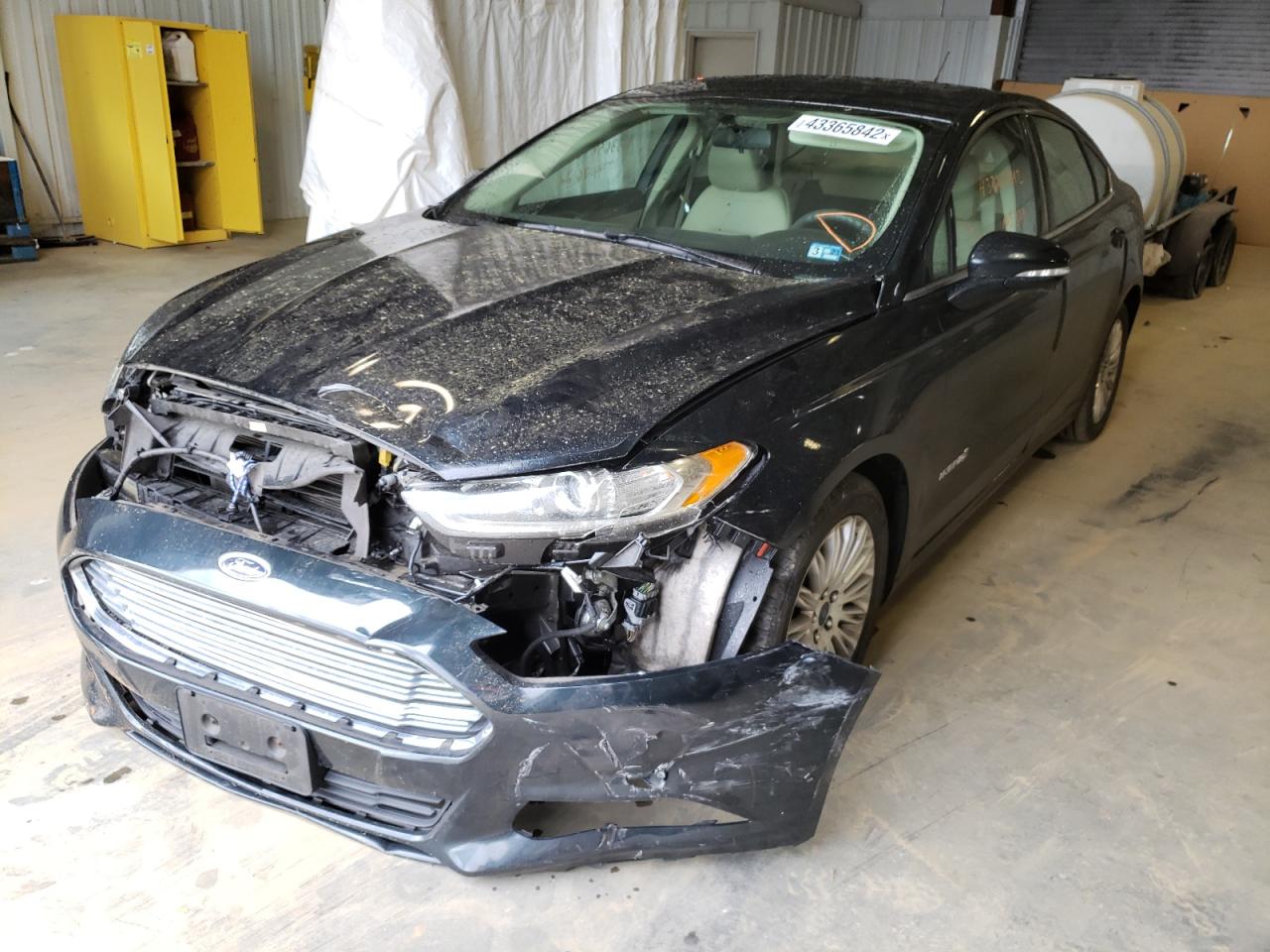 Photo 2 from auction – 2014 FORD FUSION SE with VIN 3FA6P0LU4ER206391